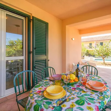 Lovely In Piane Vecchie,lascari * Lascari